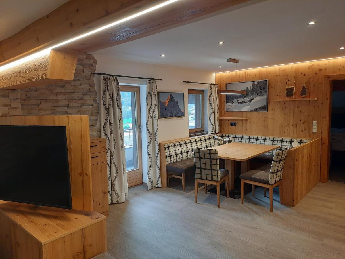 Hotel Garni Viktoria Sankt Anton am Arlberg Esterno foto