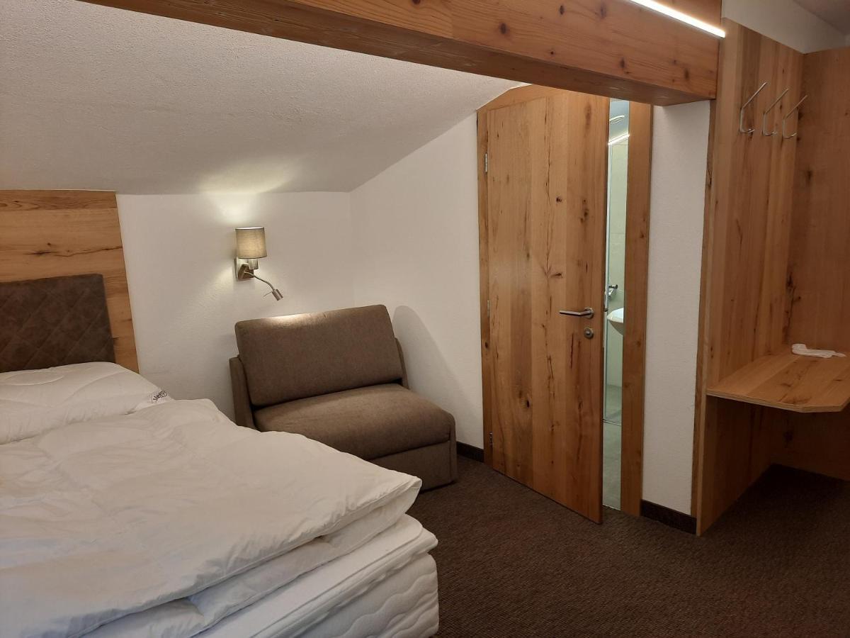 Hotel Garni Viktoria Sankt Anton am Arlberg Esterno foto