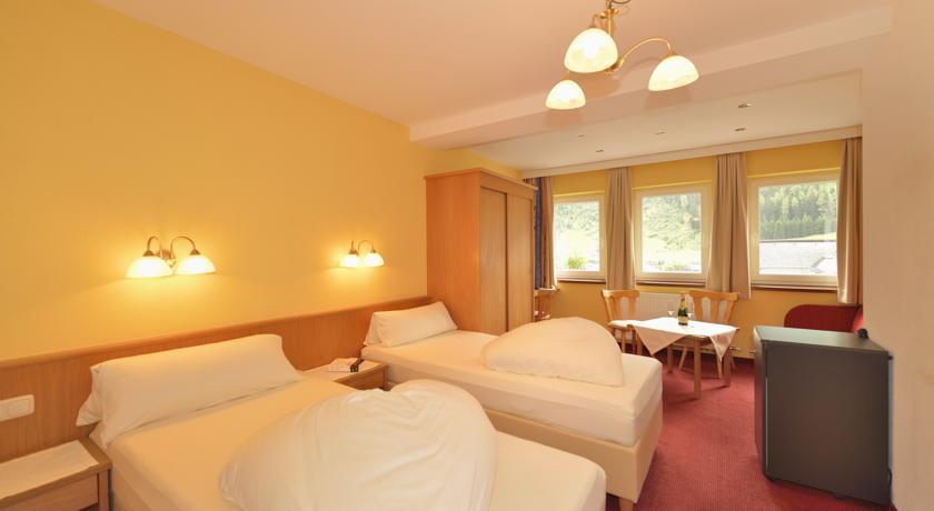 Hotel Garni Viktoria Sankt Anton am Arlberg Camera foto