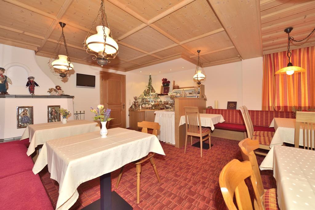 Hotel Garni Viktoria Sankt Anton am Arlberg Esterno foto
