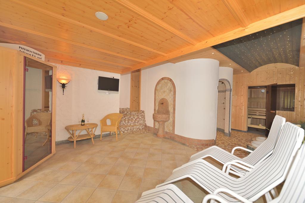 Hotel Garni Viktoria Sankt Anton am Arlberg Esterno foto